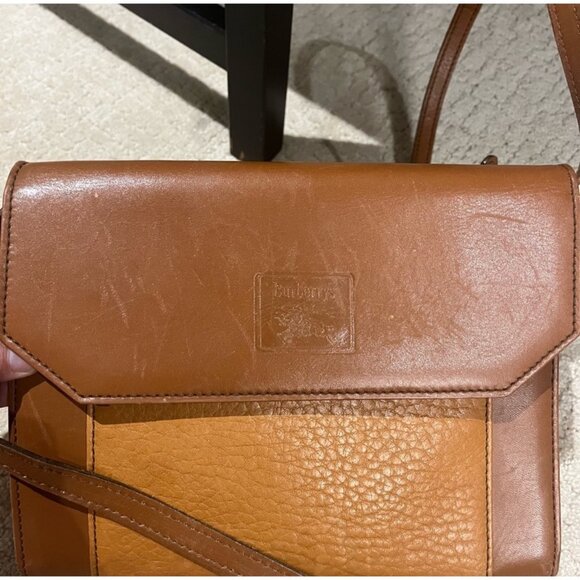 Burberry Vintage Brown Leather Crossbody Bag With Adjustable Strap - Picture 12 of 13